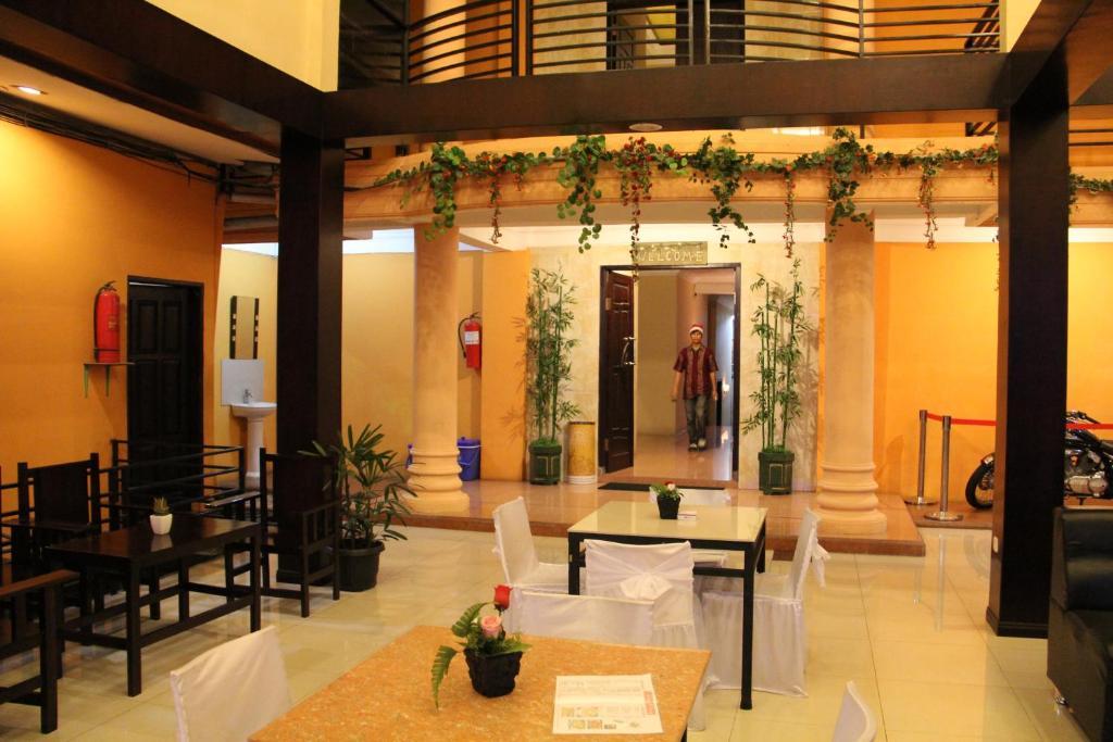 Hotel Sing A Song Пематангсиантар Экстерьер фото