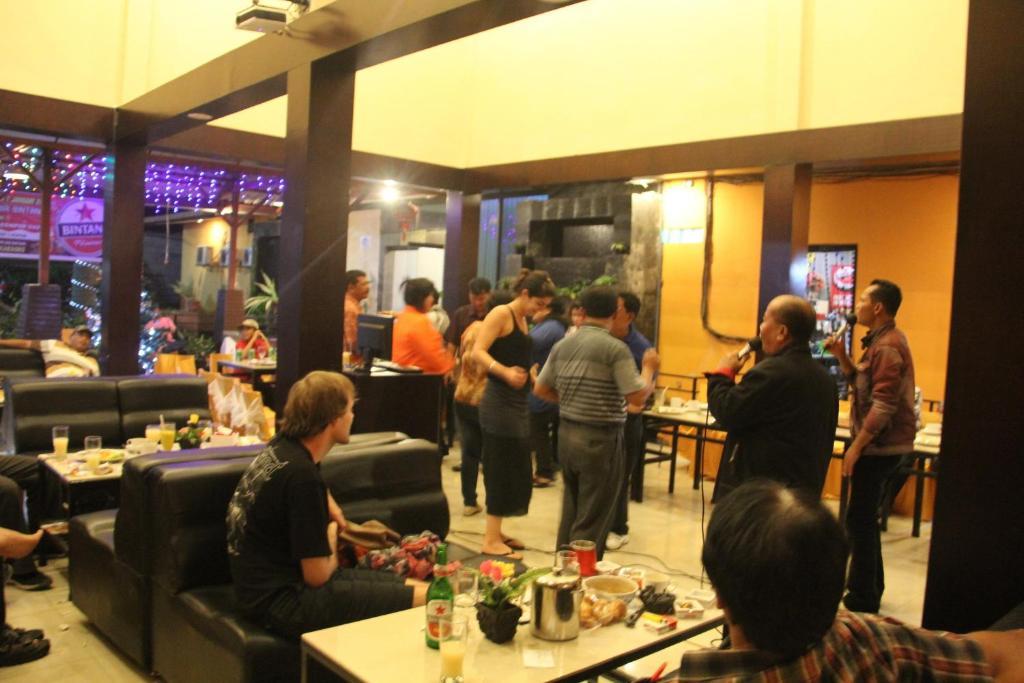 Hotel Sing A Song Пематангсиантар Экстерьер фото